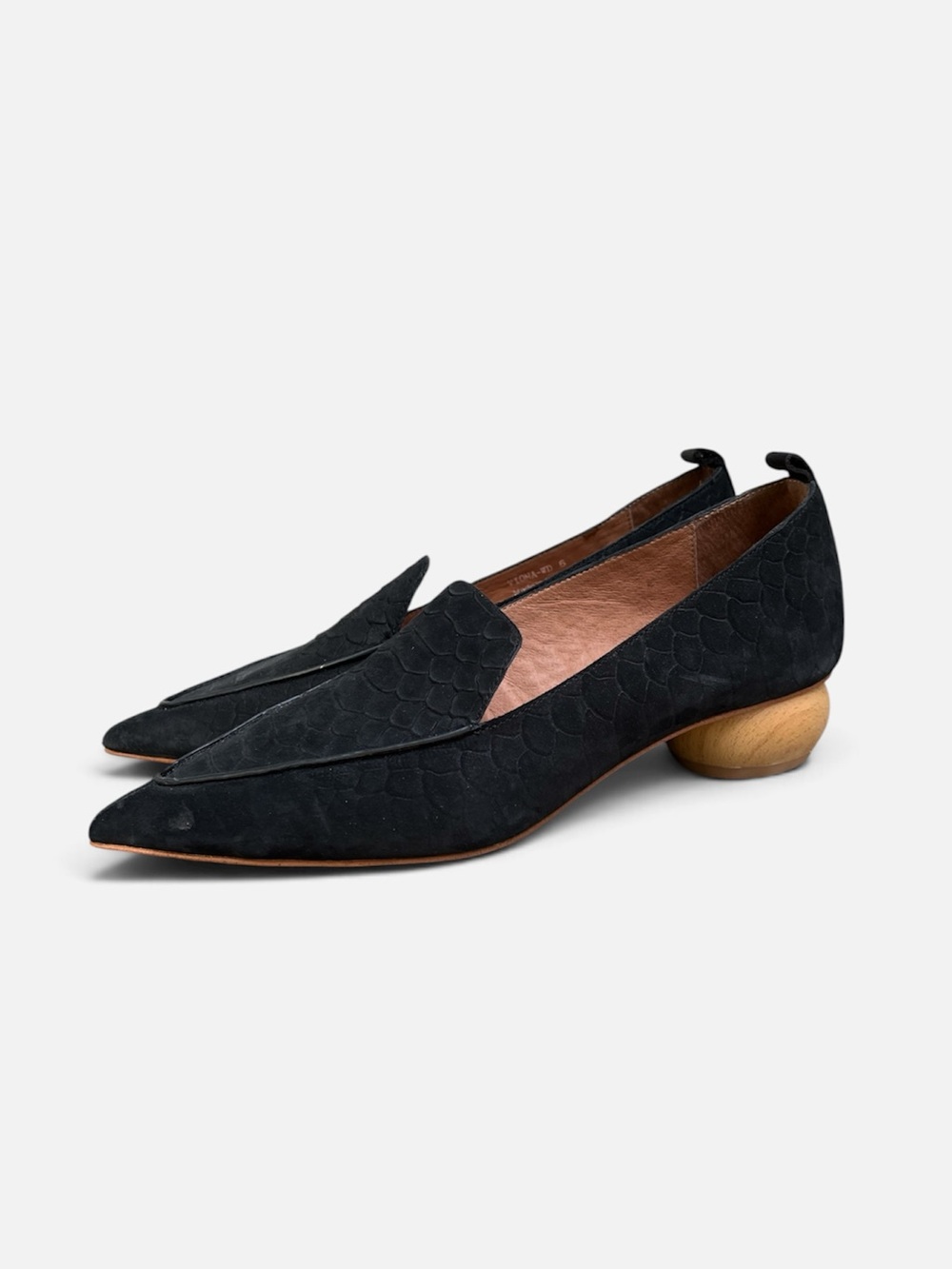 Jeffrey Campbell Viona Black Matte Snakeskin Embossed Pointed Loafers Sz 6 NWT